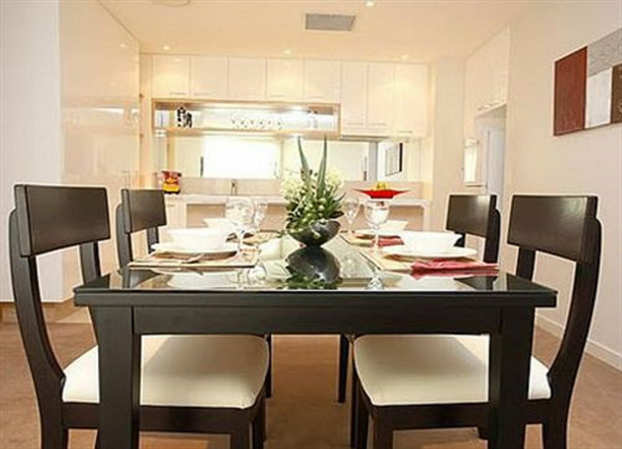 Grand Mercure Allegra Hervey Bay Exteriör bild A dining room